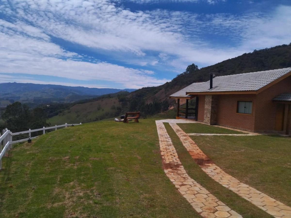 Chales Xanoti Oferece Conforto E Tranquilidade. Sapucai-Mirim Luaran gambar